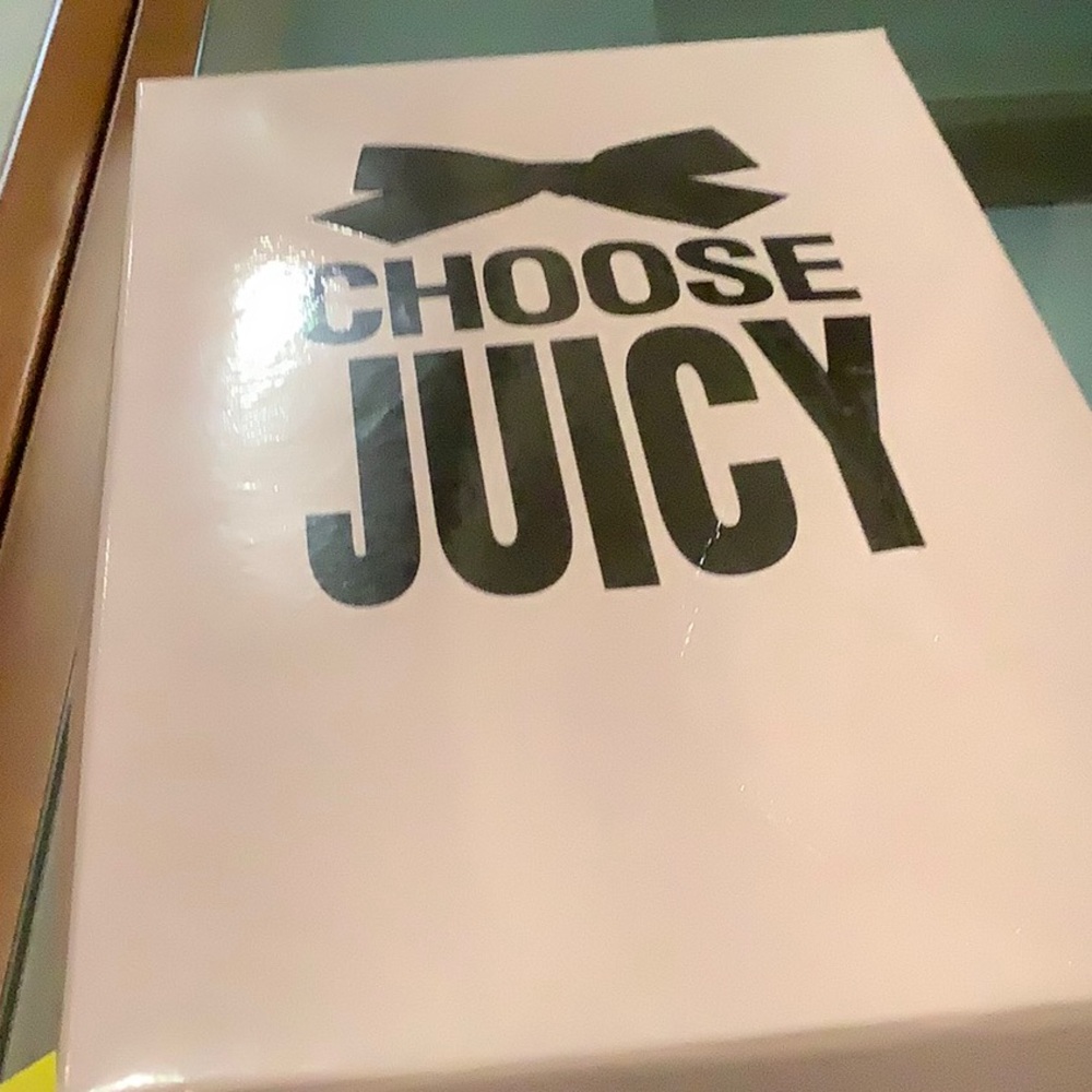Brand New in Box Juicy Terry cloth flip flops